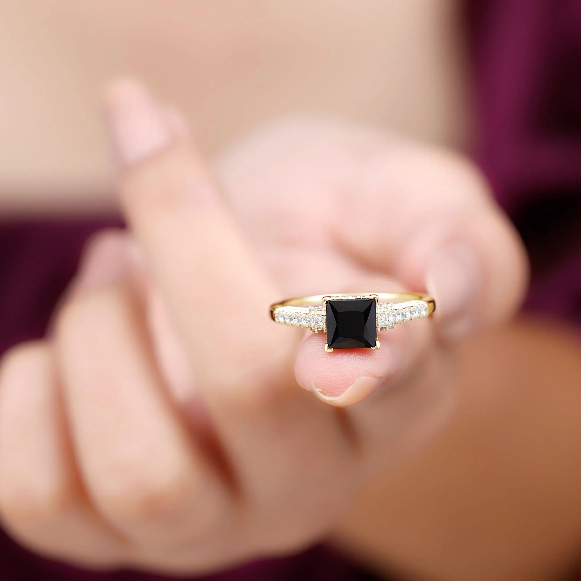 1.5 CT Solitaire Created Black Diamond Minimal Solitaire Ring with Diamond