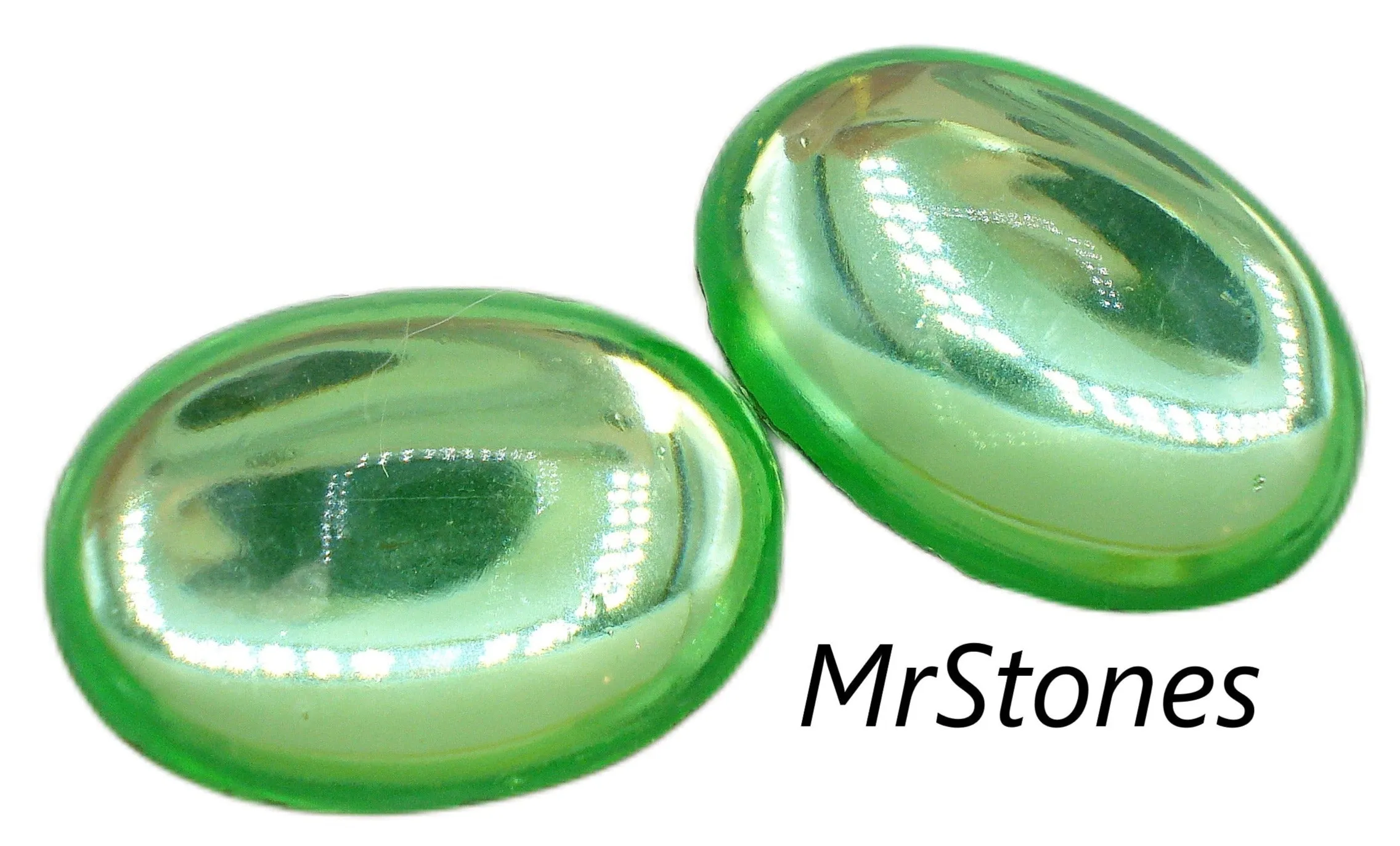 25x18mm (2195) Peridot Green Oval Cabochon Gold Foiled