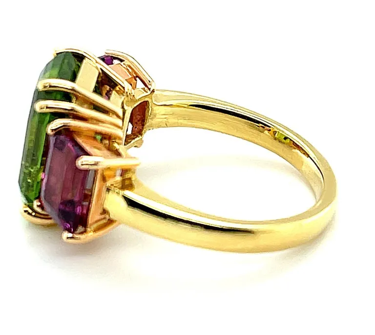 6.77 Carat Peridot and Rhodolite Garnet Cocktail Ring in Yellow and Rose Gold