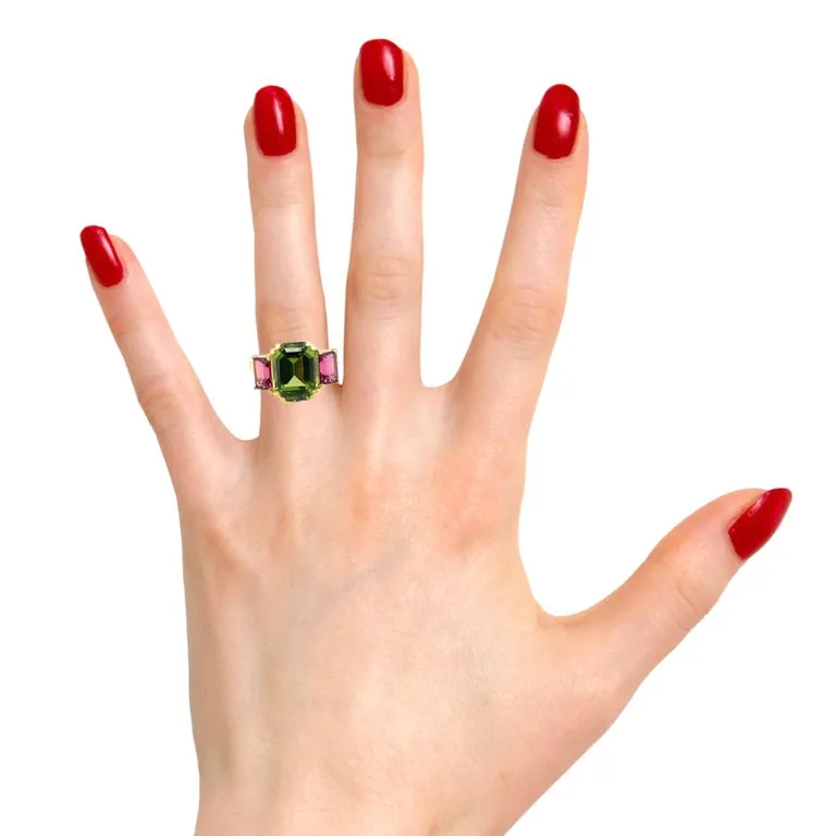6.77 Carat Peridot and Rhodolite Garnet Cocktail Ring in Yellow and Rose Gold