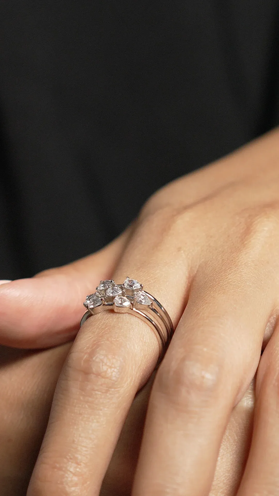 7 Pear Zircon Stones Ring Silver
