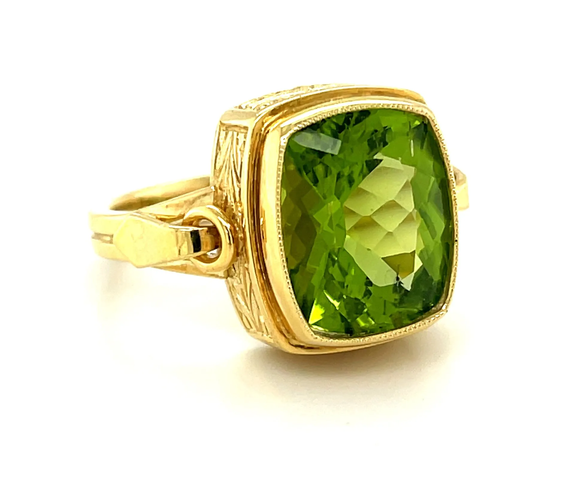 9.24 Carat Peridot Cushion and 18k Engraved Yellow Gold Band Ring