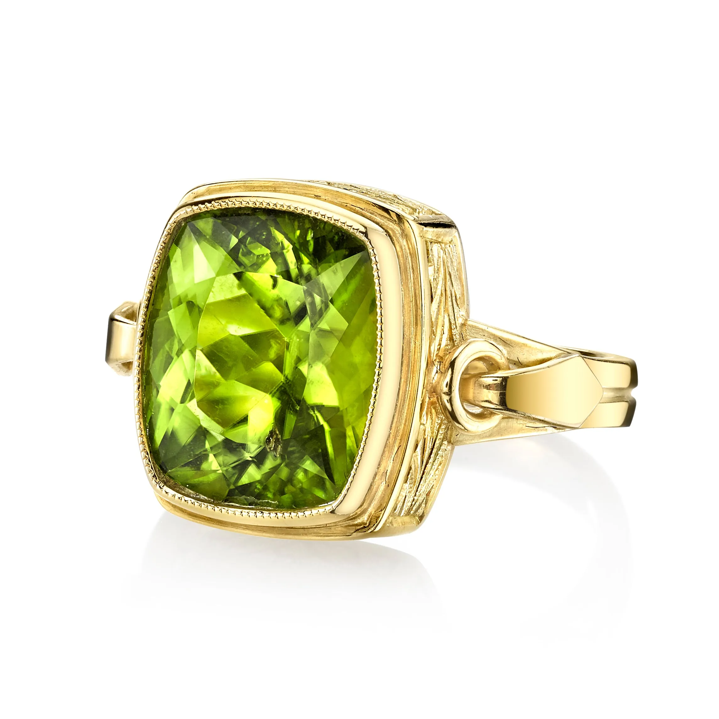 9.24 Carat Peridot Cushion and 18k Engraved Yellow Gold Band Ring