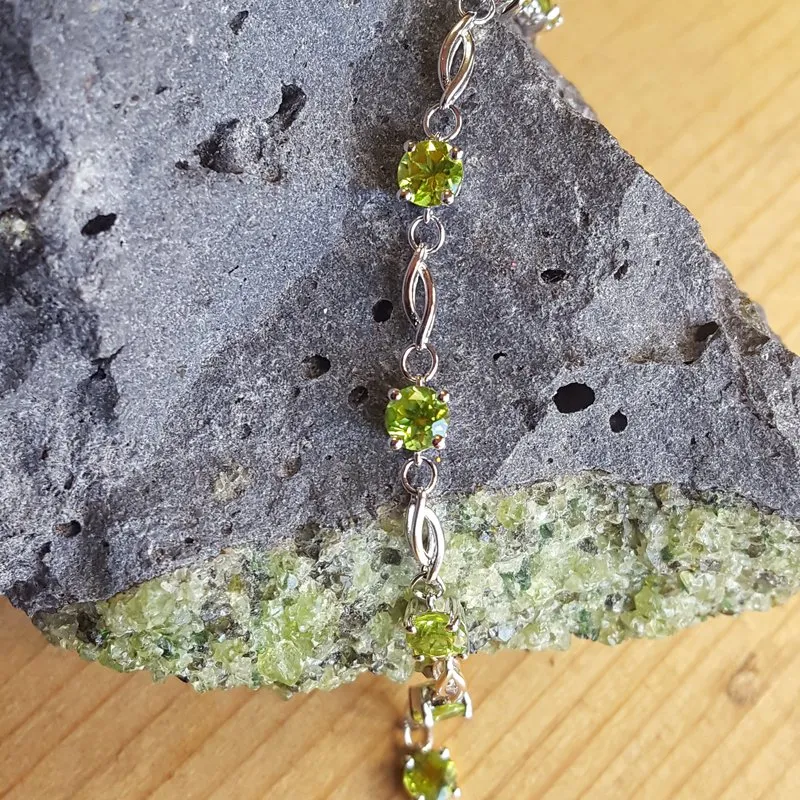 Arizona Peridot Silver Jewelry Open Link Peridot Bracelet