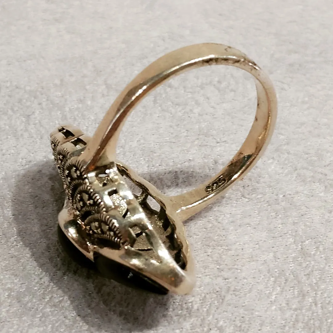 Art Deco Ring with Black Onyx and Marcasite Swirly