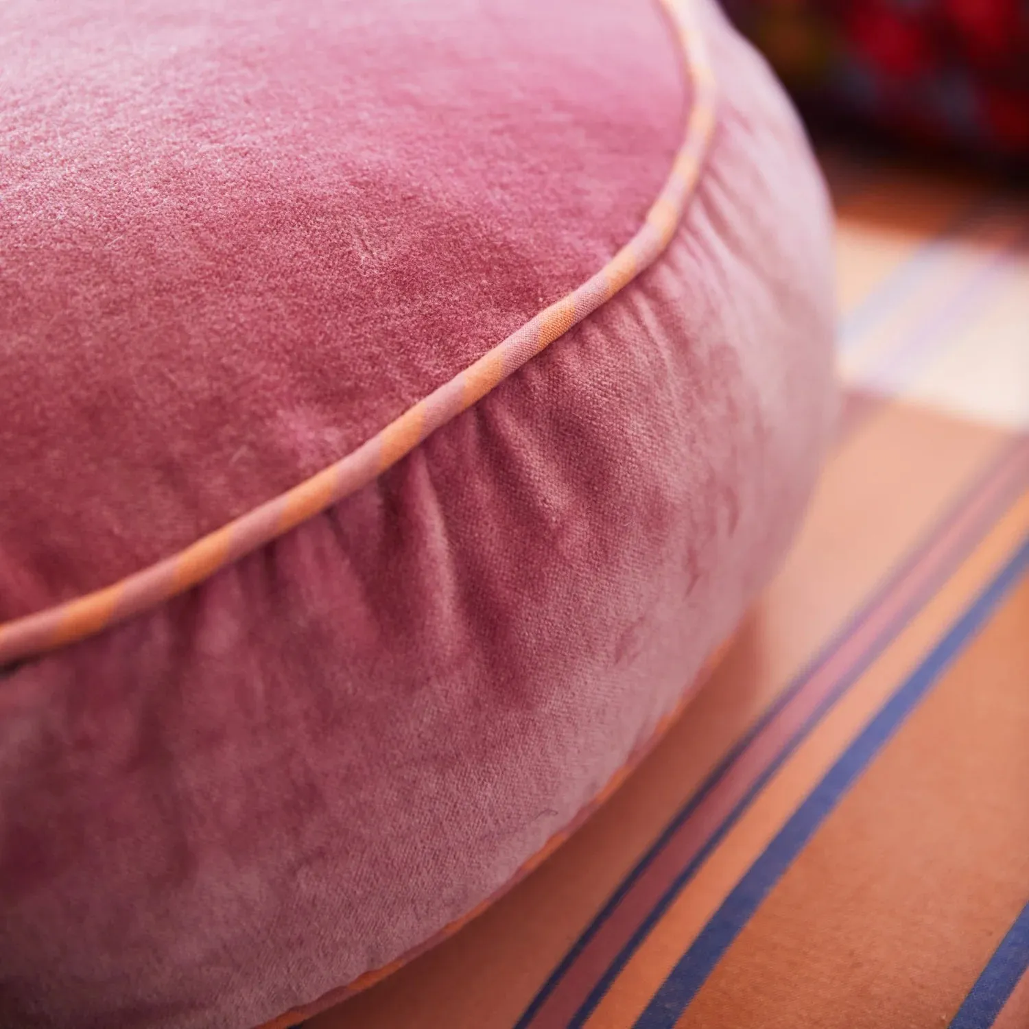 Castilo Round Velvet Cushion - Rosewater - Sage & Clare