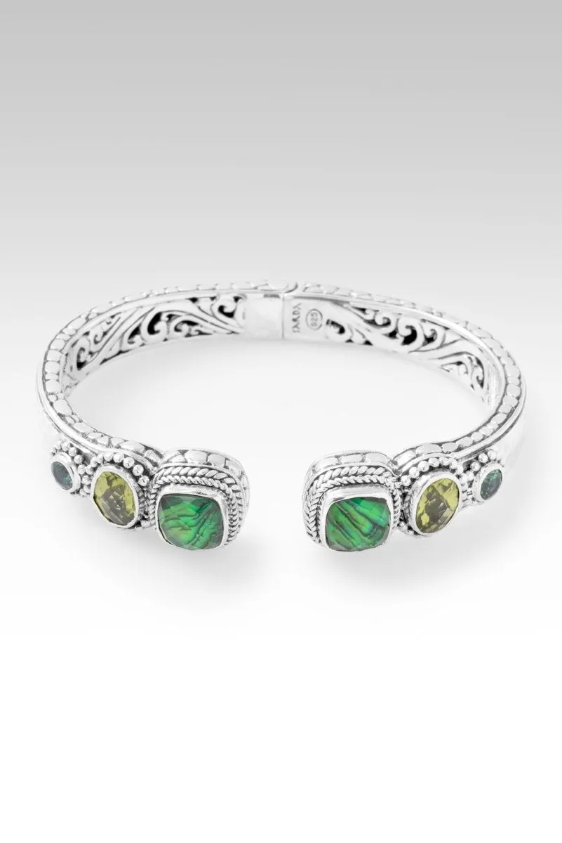 Heaven's Symphony Tip-to-Tip Bracelet™ in Emerald Green Abalone & Quartz Triplet