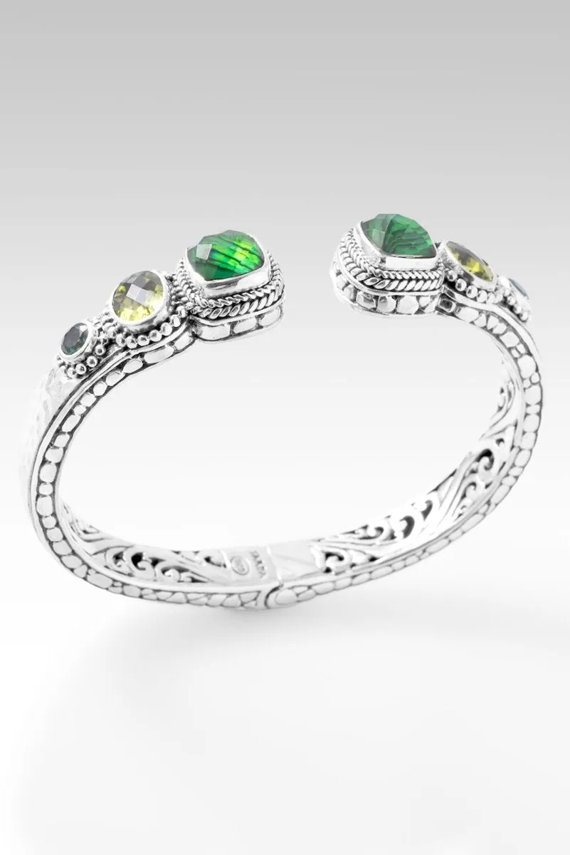 Heaven's Symphony Tip-to-Tip Bracelet™ in Emerald Green Abalone & Quartz Triplet