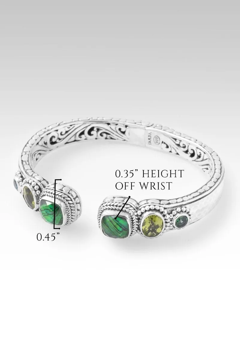 Heaven's Symphony Tip-to-Tip Bracelet™ in Emerald Green Abalone & Quartz Triplet