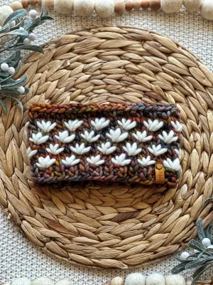 Lotus Flower Headband in Piedras