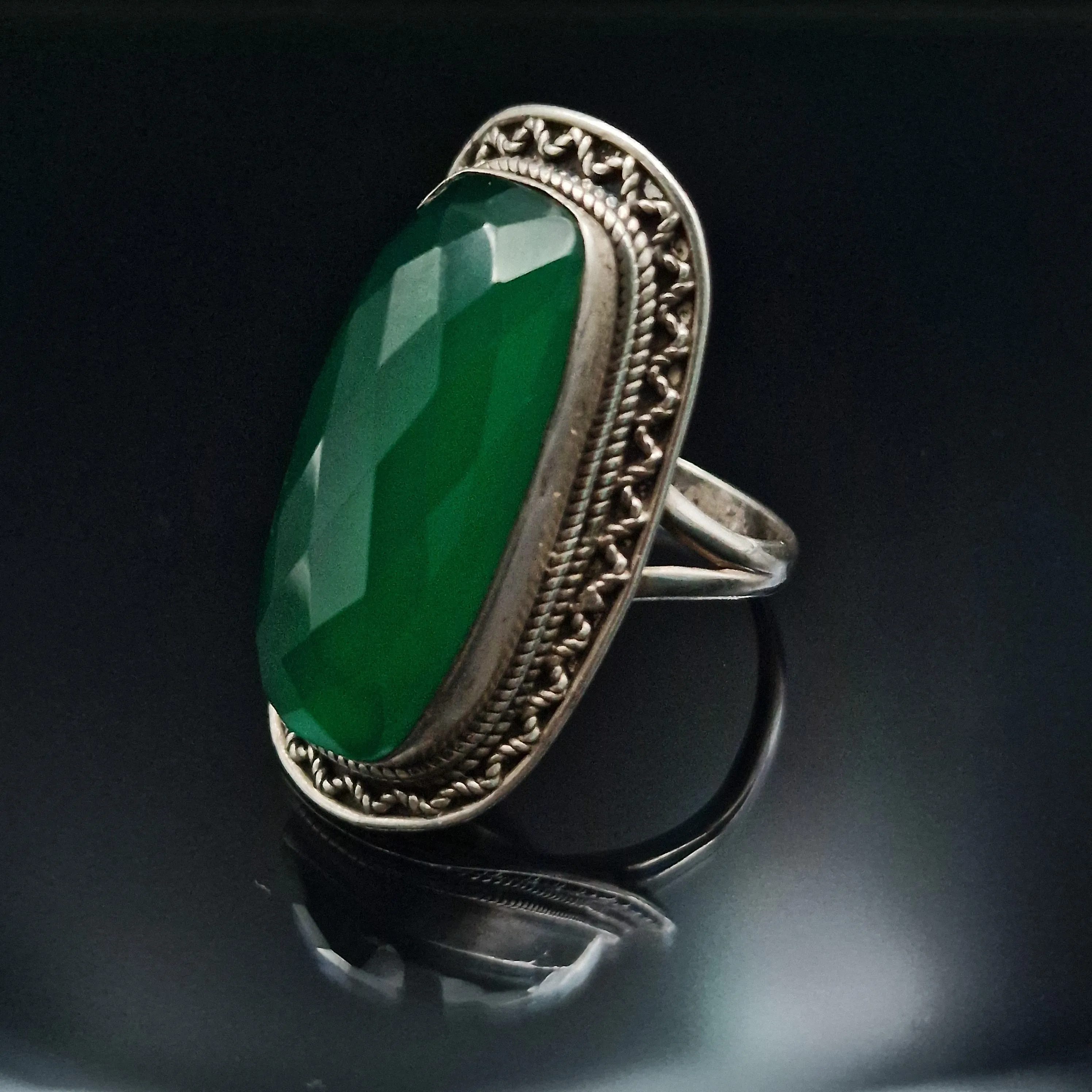 Magnificence Green Onyx Sterling Silver Ring