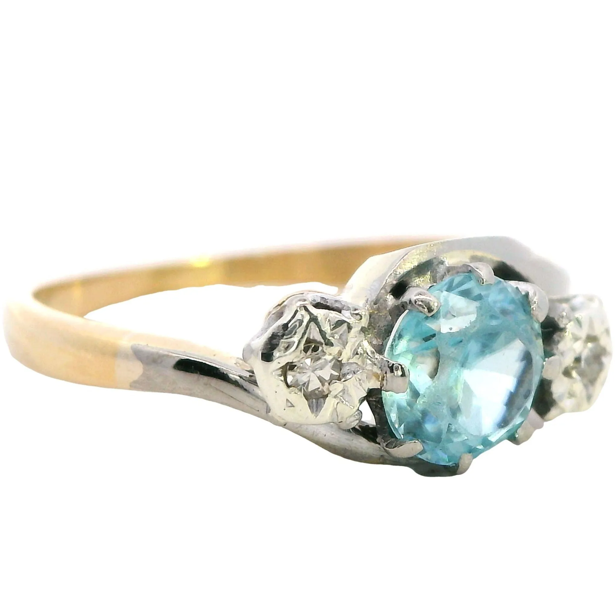 Radiant Elegance: 14ct Yellow & White Gold Ring with Zircon & Diamond Accents
