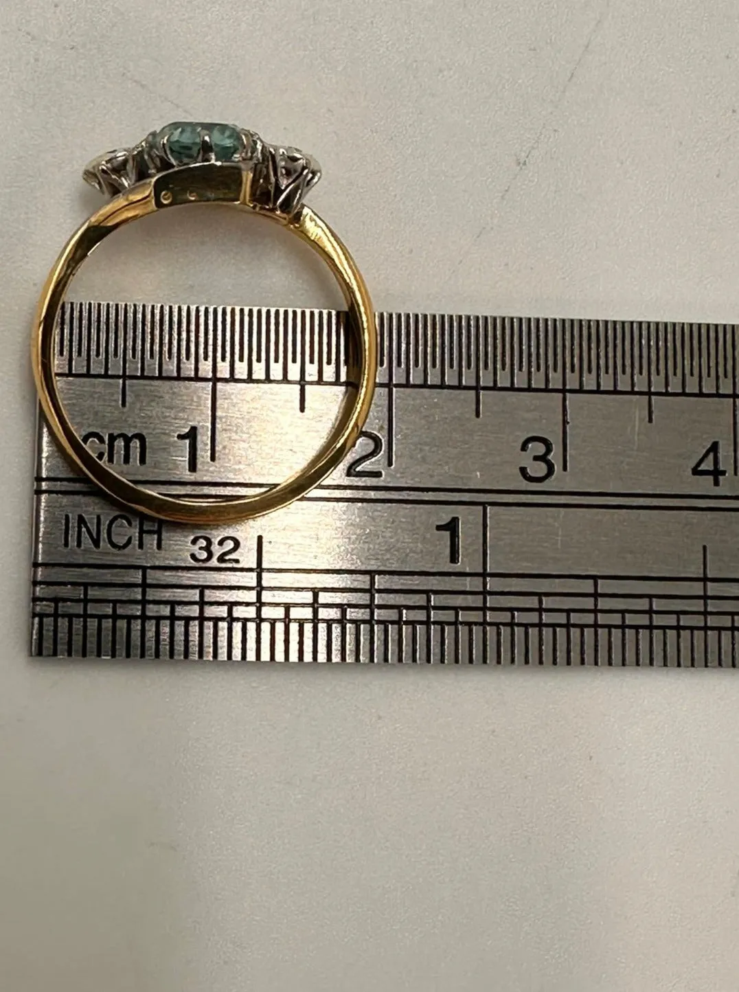 Radiant Elegance: 14ct Yellow & White Gold Ring with Zircon & Diamond Accents