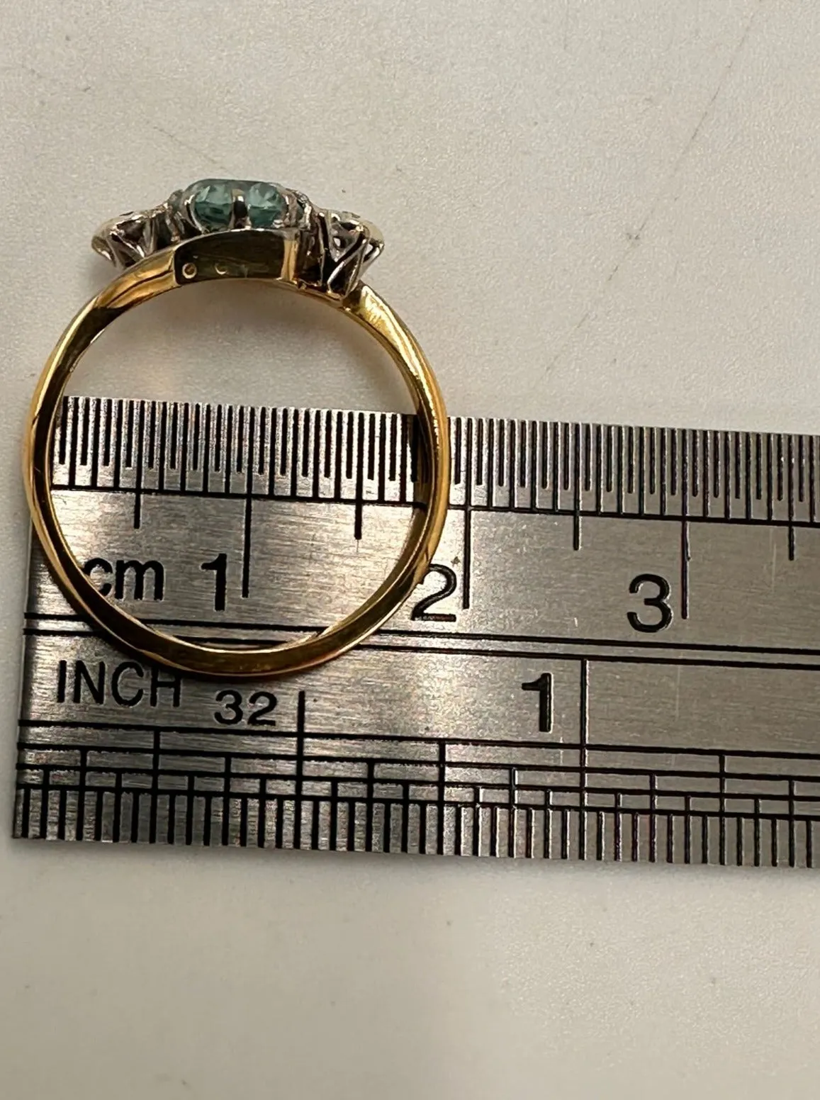 Radiant Elegance: 14ct Yellow & White Gold Ring with Zircon & Diamond Accents