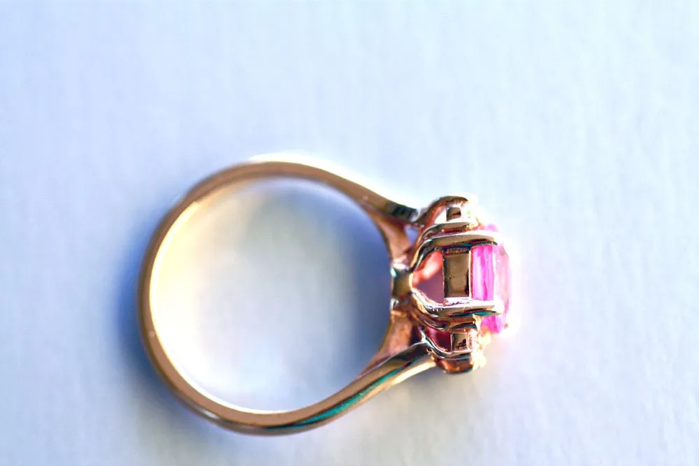 Rose Gold ring with Pink Sapphire and Diamonds