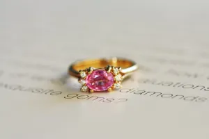 Rose Gold ring with Pink Sapphire and Diamonds