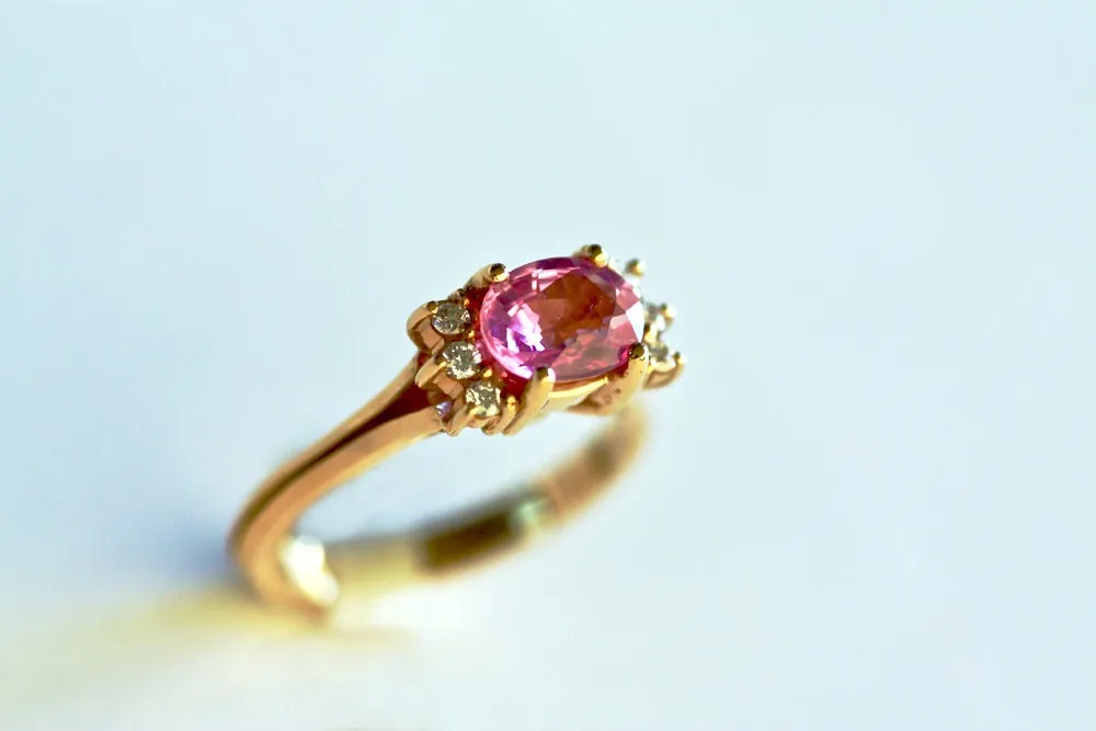 Rose Gold ring with Pink Sapphire and Diamonds