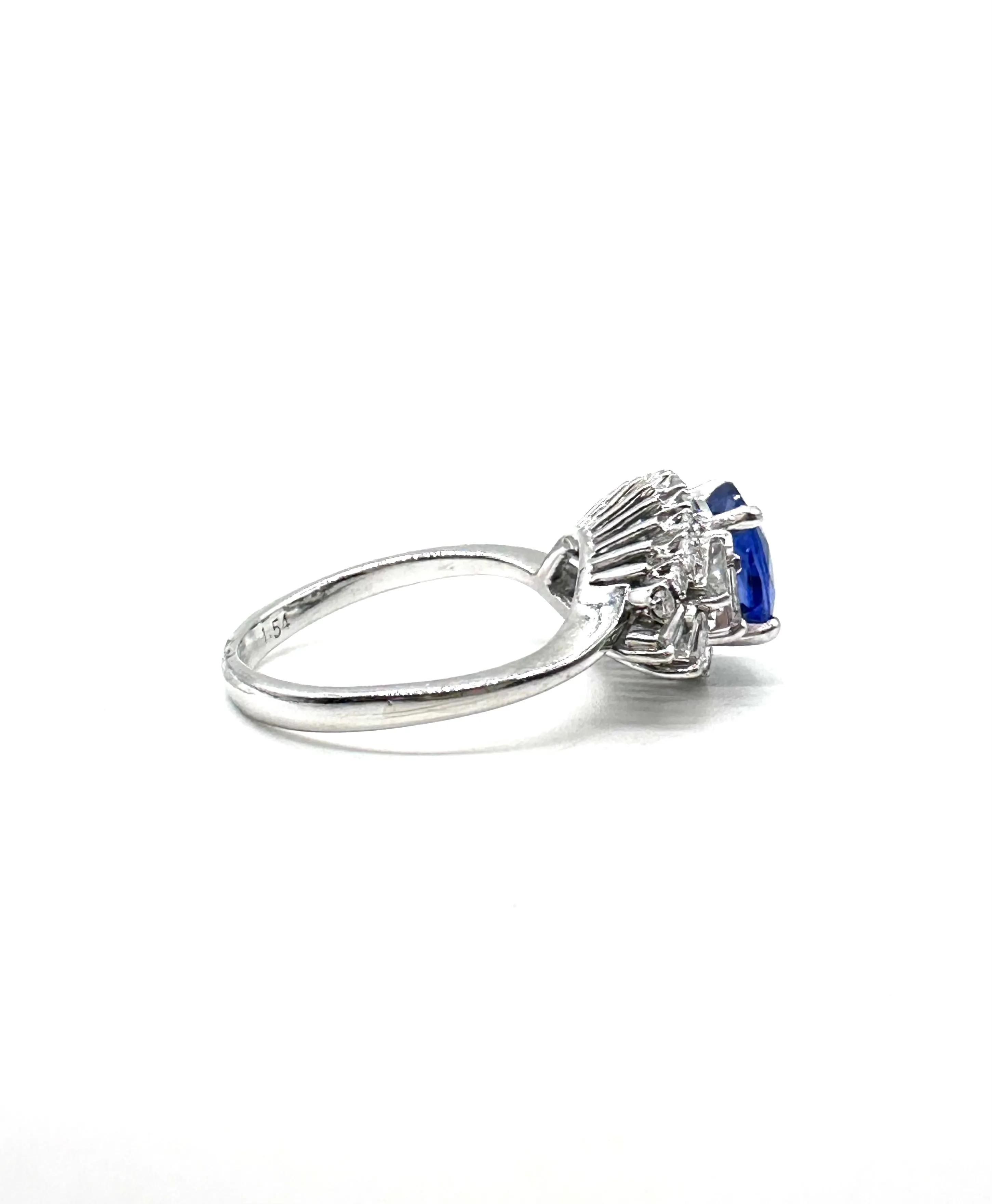 Sapphire and diamond platinum ring