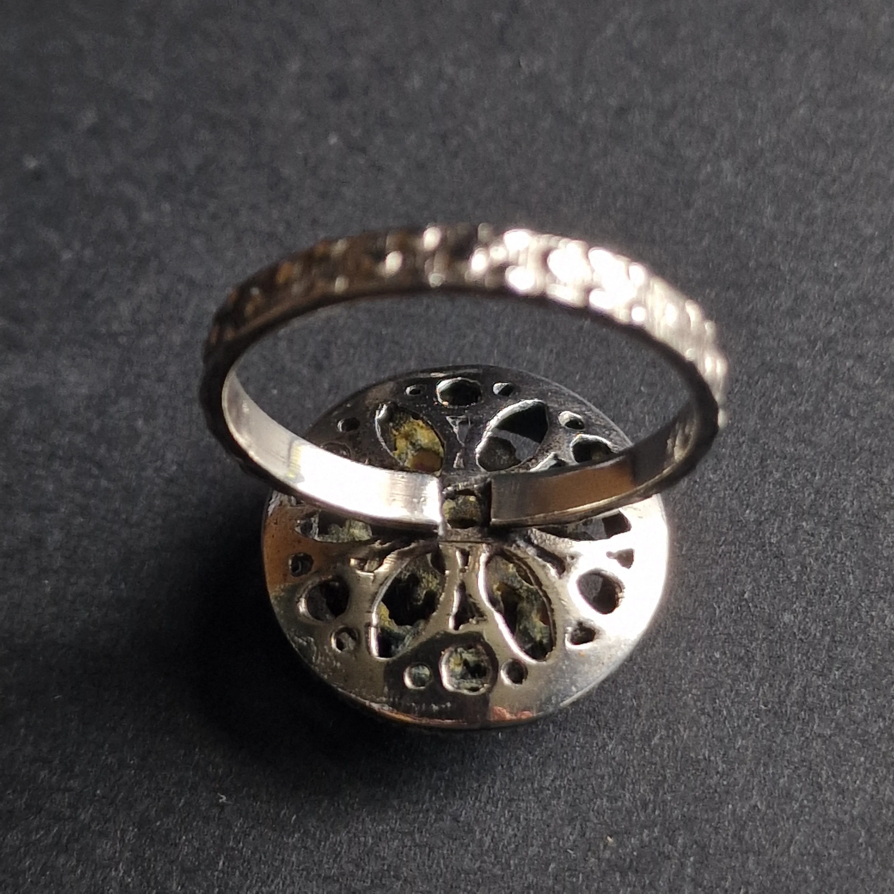 Timeless Beauty of a Handcrafted Ruby Vintage Ring