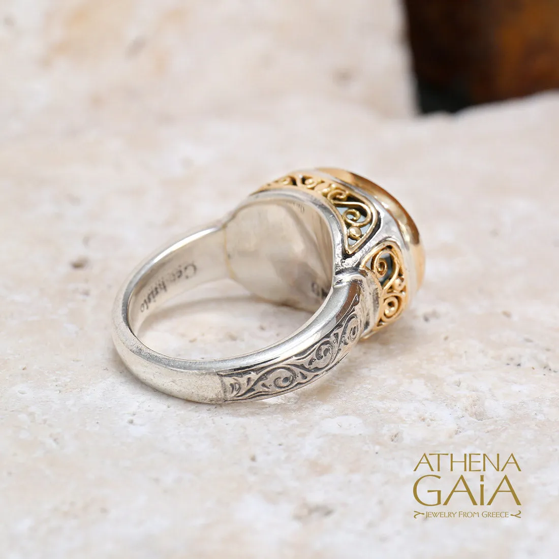 Topaz Filigree Side Rectangle Ring